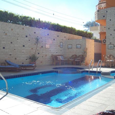 Al Gezera Apartments Luxor Eksteriør bilde